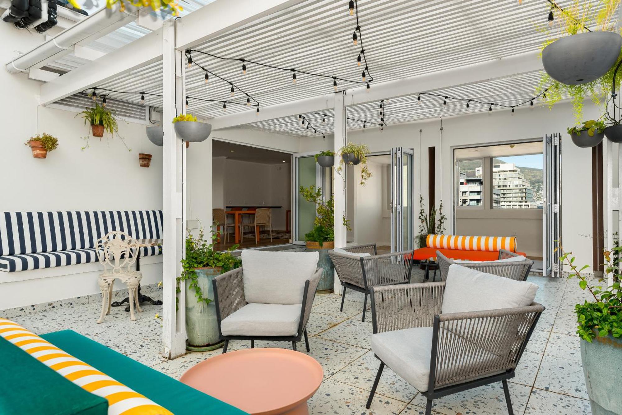The Carrington Aparthotel By Totalstay เคปทาวน์ ภายนอก รูปภาพ